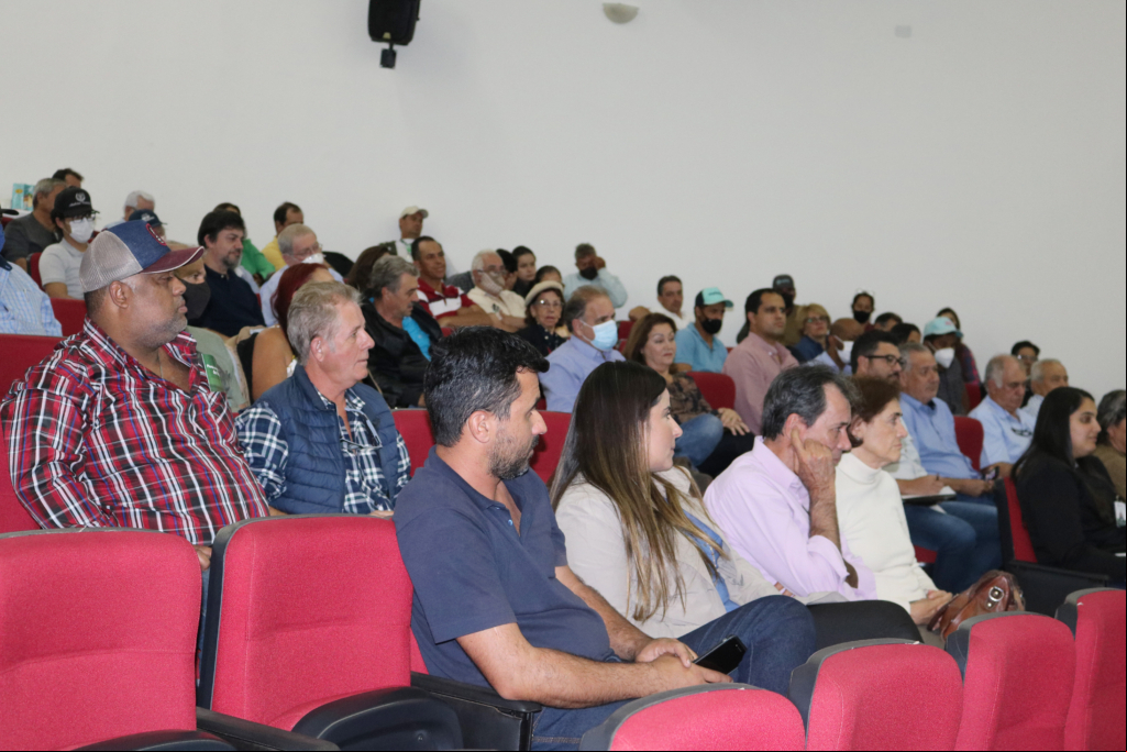 Produtores aprovam iniciativa do Sistema FAEMG e Cargill para fornecimento de insumos 2 Produtores aprovam iniciativa do Sistema FAEMG e Cargill para fornecimento de insumos 2